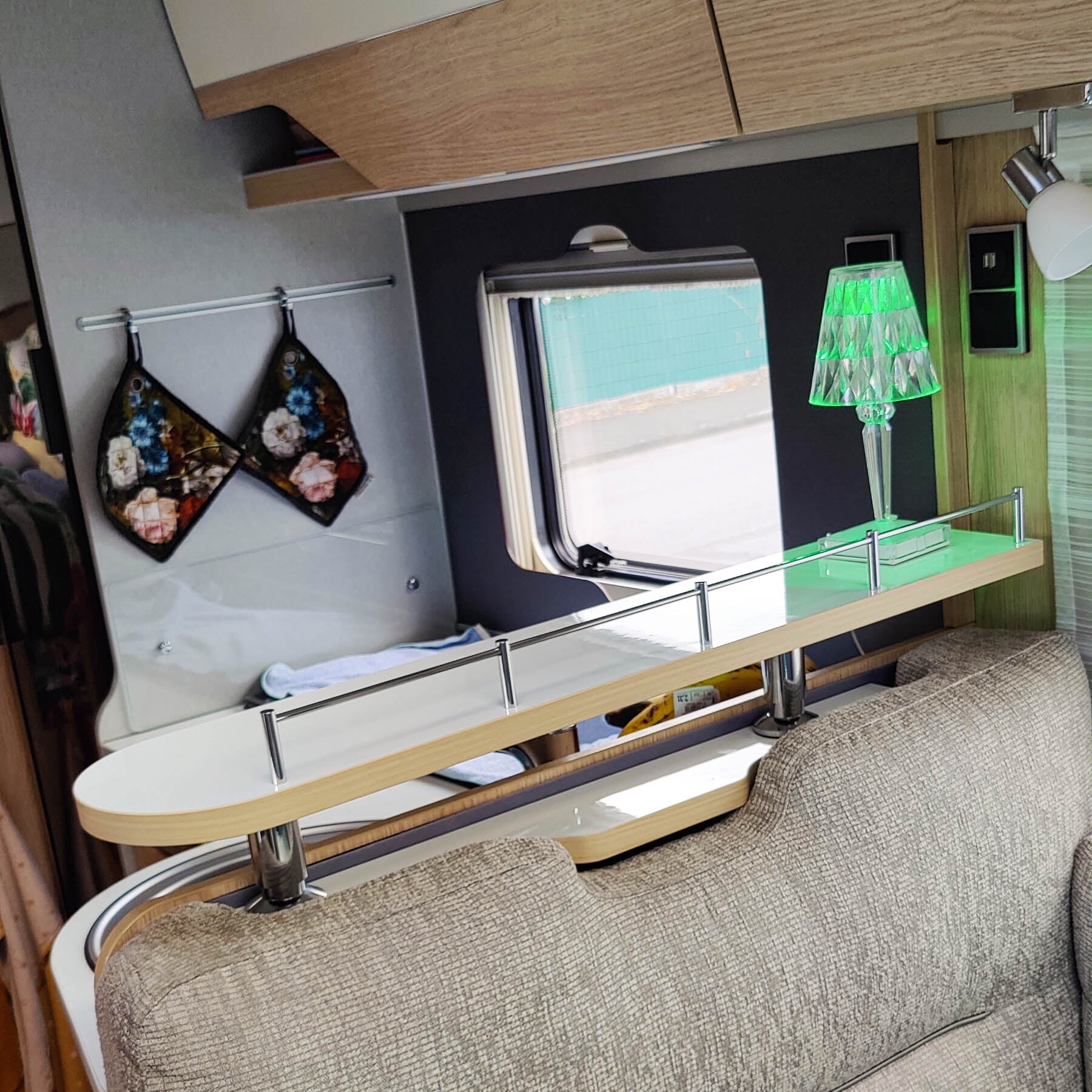 2-part storage board for Hymer models