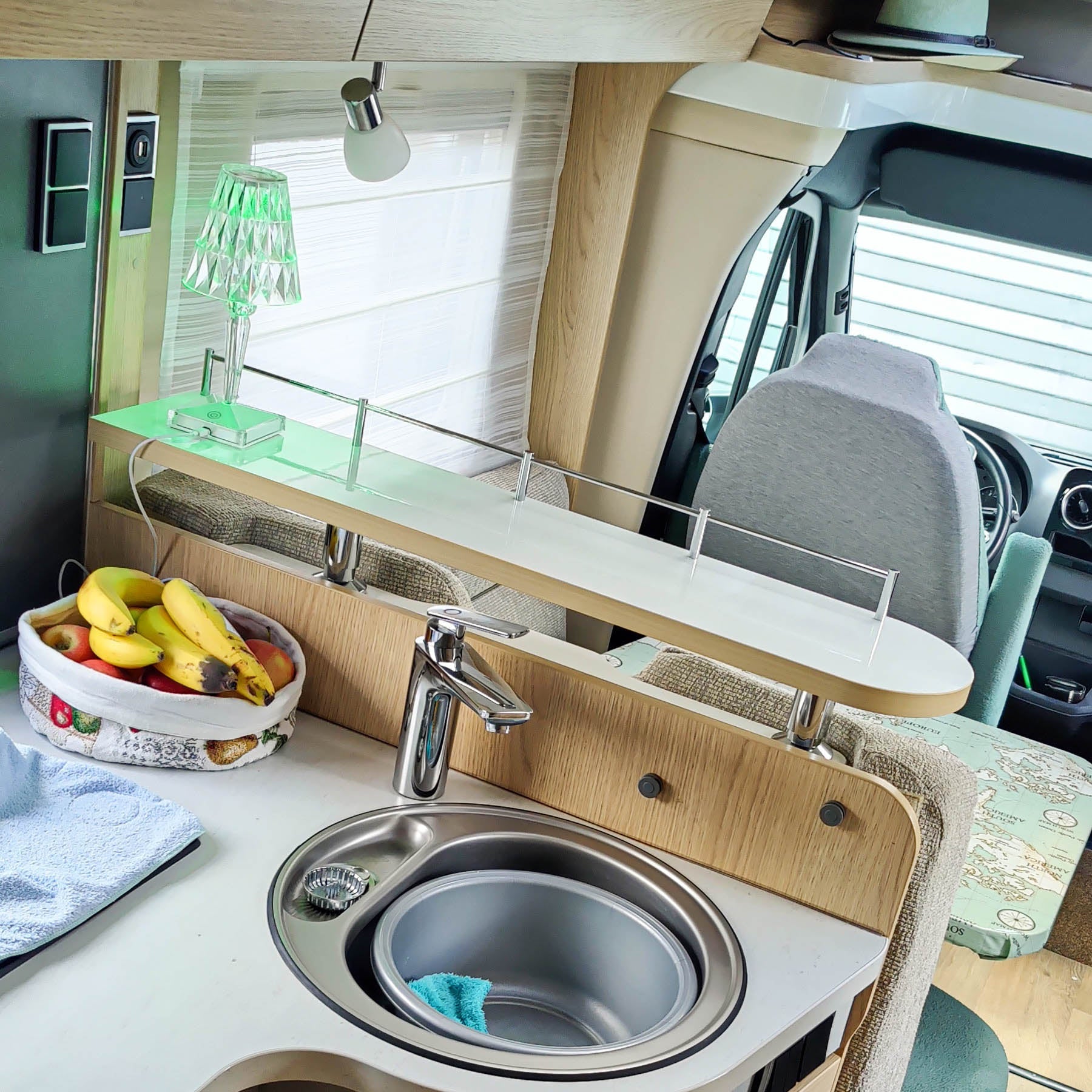 2-part storage board for Hymer models