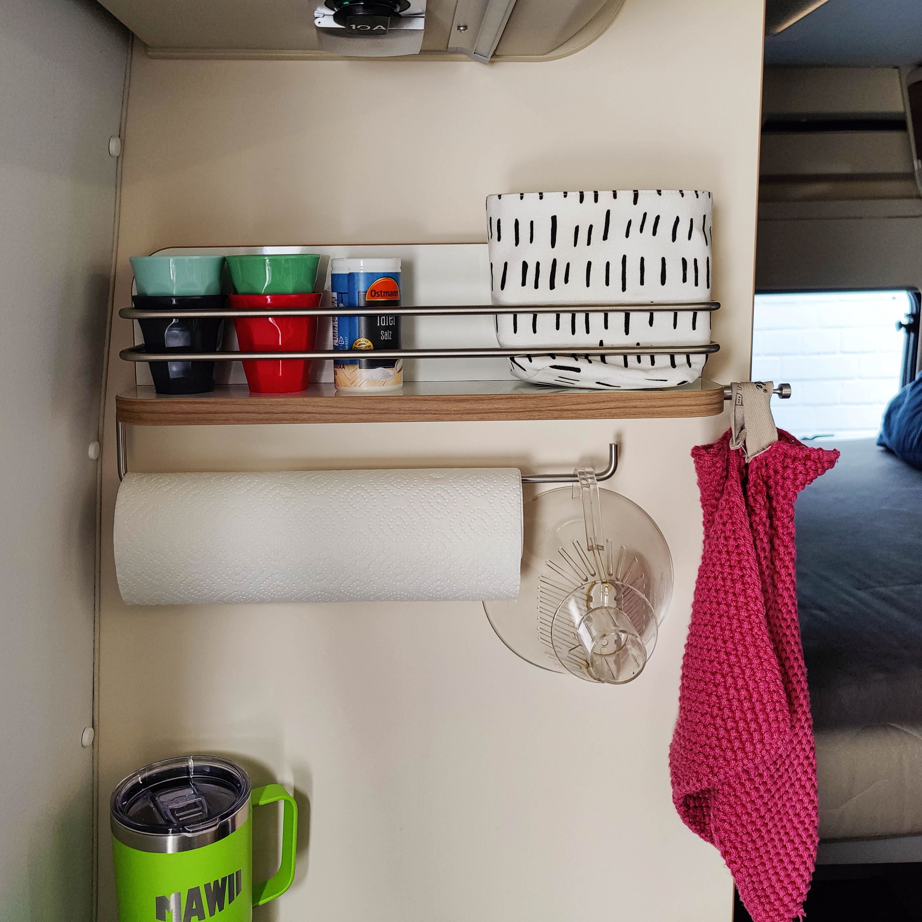 #color_high-gloss white with edge in cherry/havana and stainless steel railing