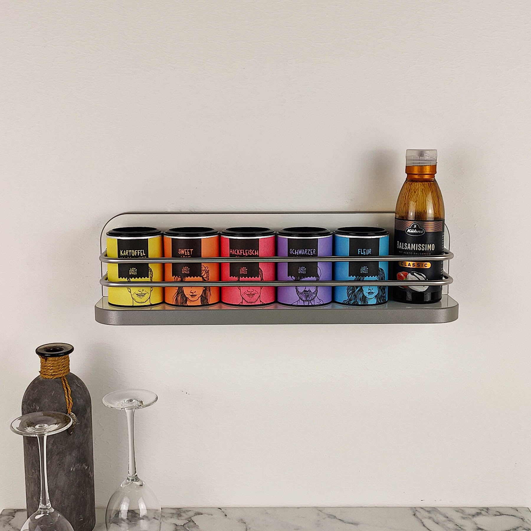 #color_high-gloss white with edge in grey/anthracite and stainless steel railing