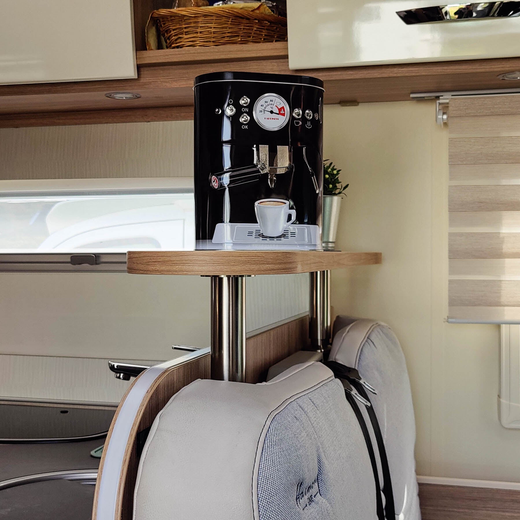 Storage board for Bürstner Delfin and Limited models from 2018 to 2023