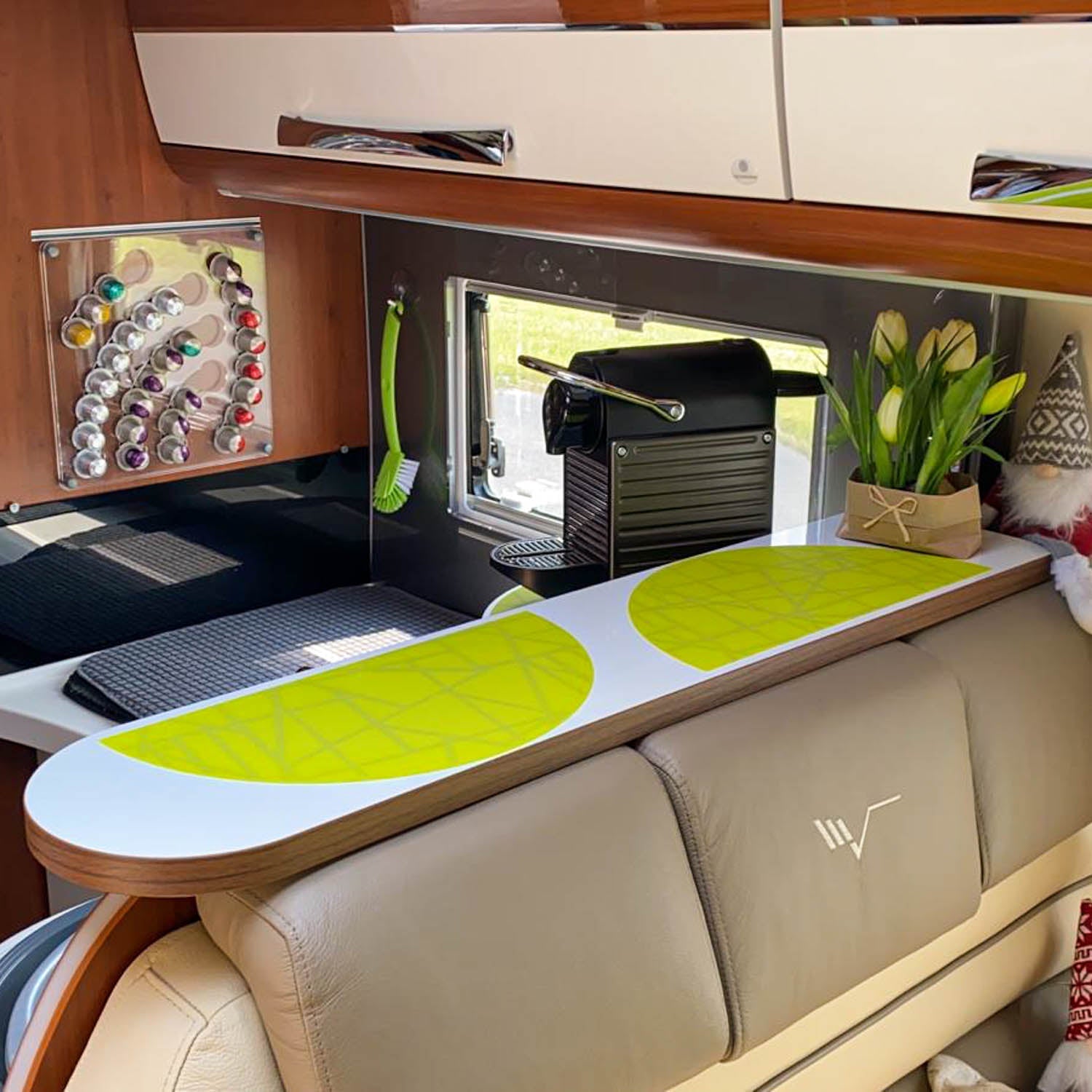 Storage board for Mobilvetta K-Yacht Tekno Line from 2018 with L-shaped seating group
