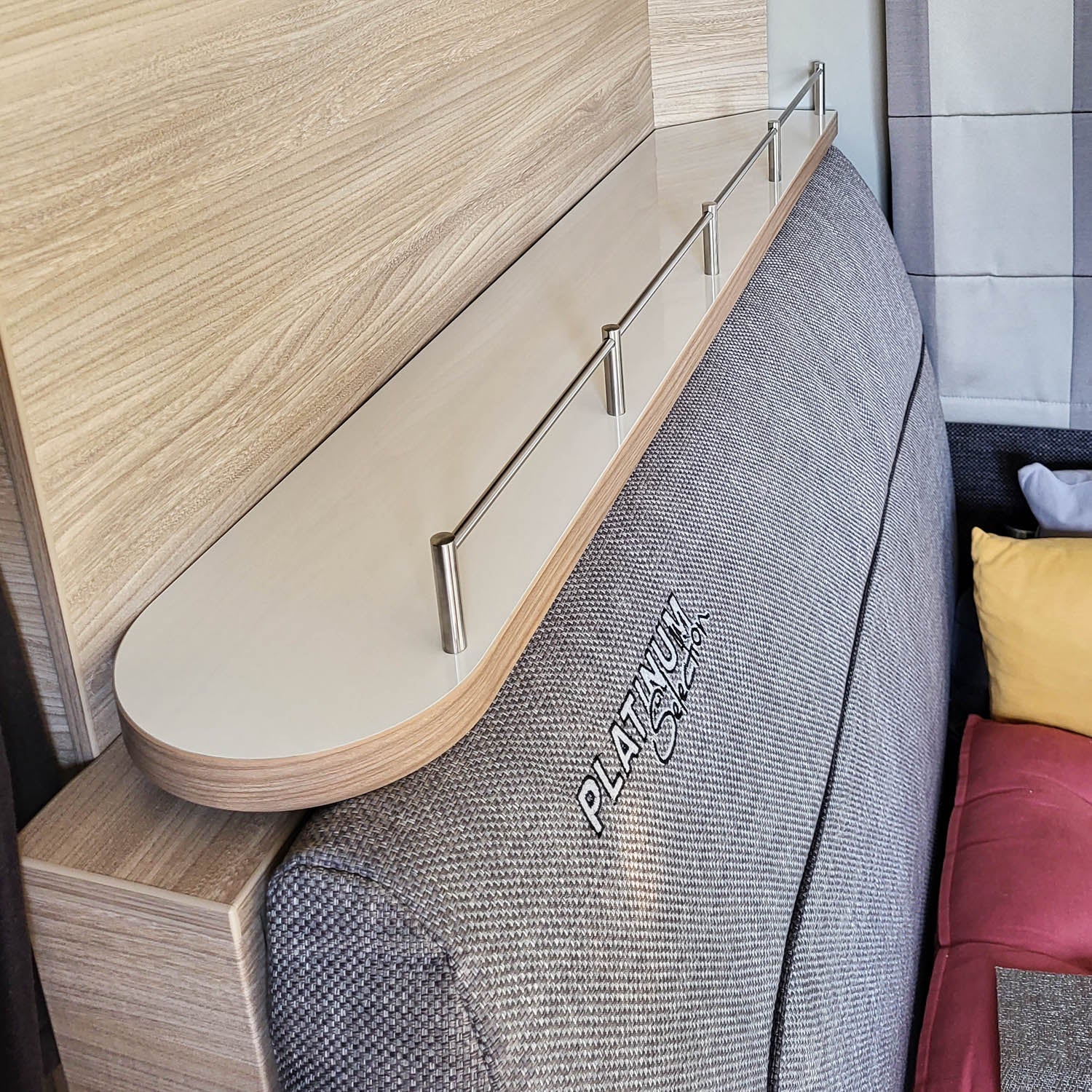 Storage board for Knaus models from 2021/2022 with angled cable duct