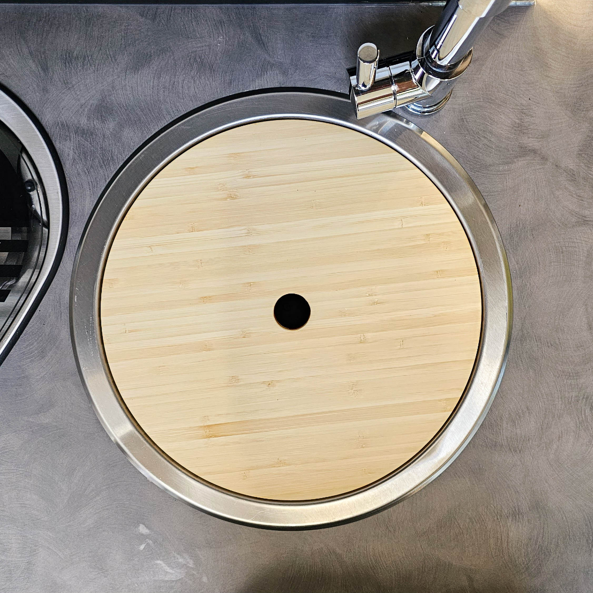 3445-Cutting board with sink cover for Challenger - light bamboo