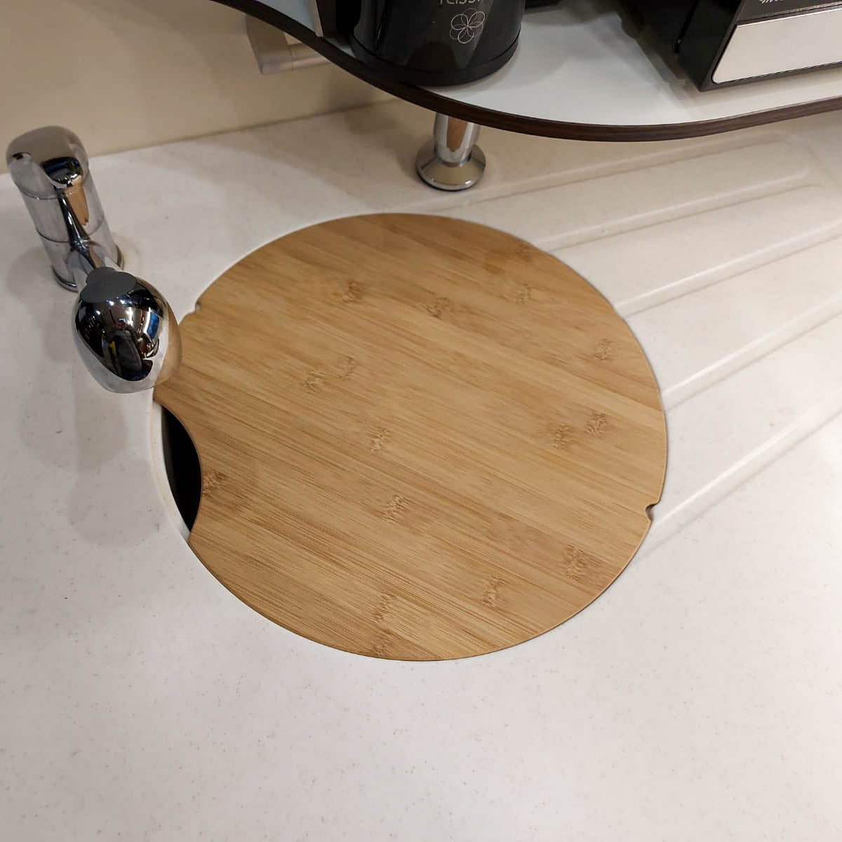 Cutting board with sink cover for Concorde models