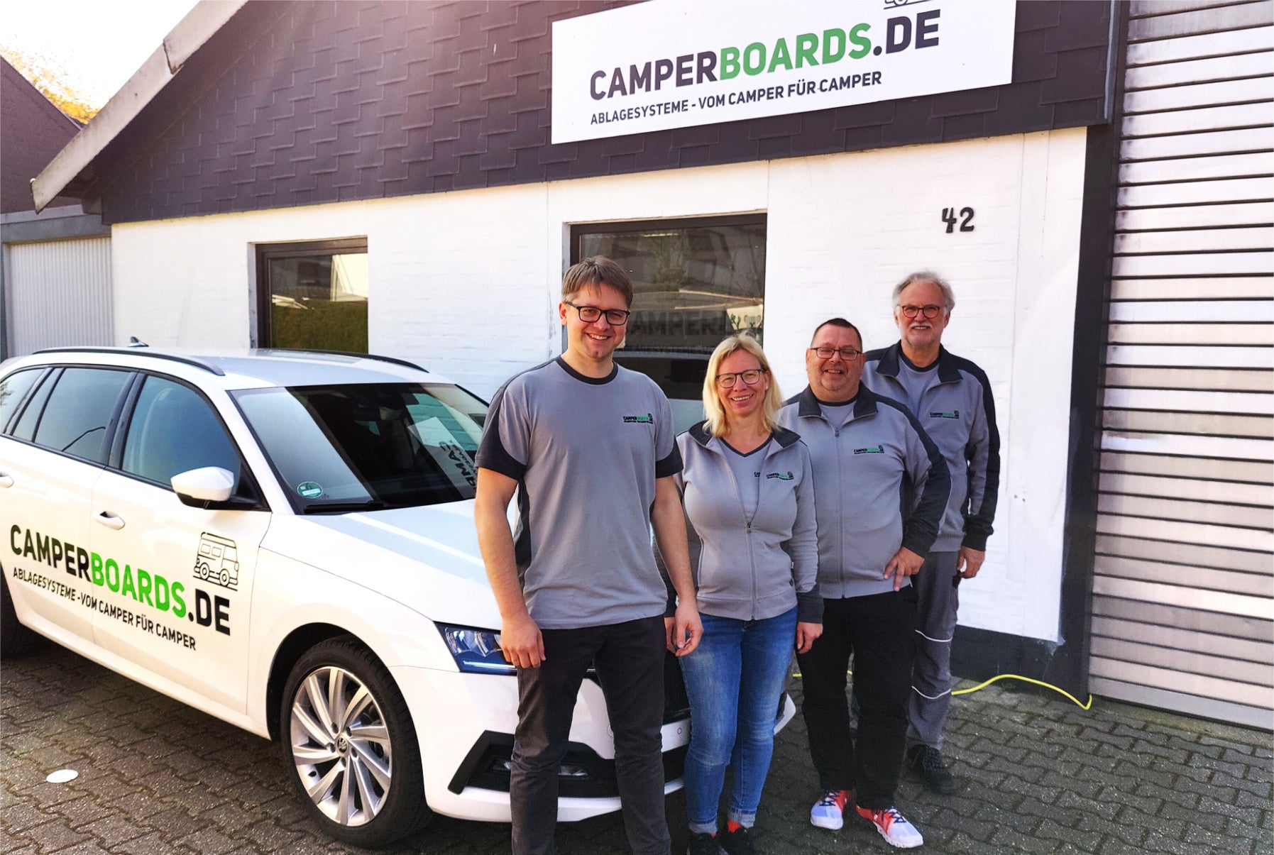 Camperboards grows and expands by moving to new location - significantly more space for warehousing, logistics and customer contact