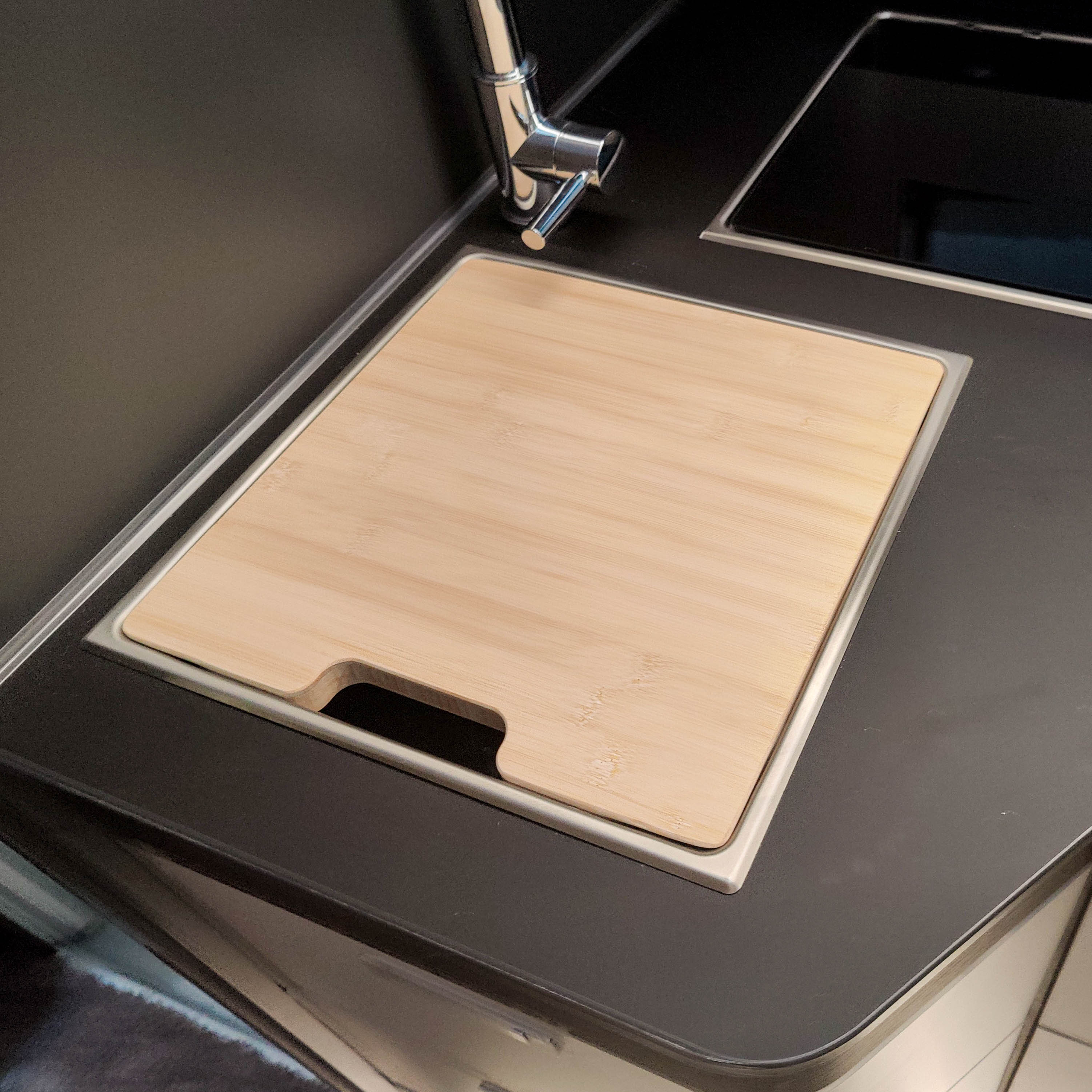 Cutting board with sink cover for Kabe models from 2024 onwards