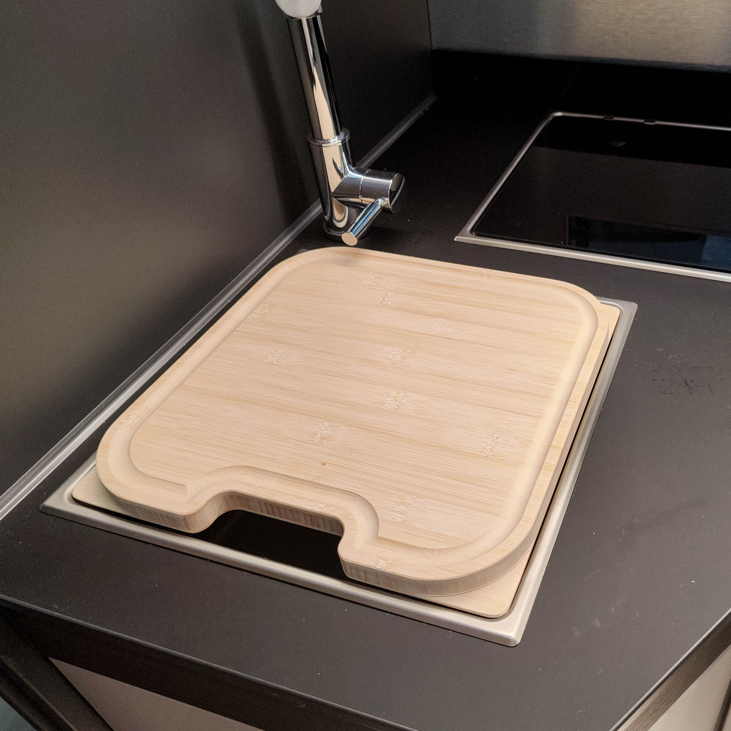 Cutting board with sink cover for Kabe models from 2024 onwards