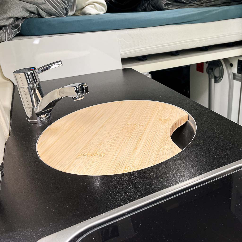 Cutting board with sink cover for Westfalia on VW Crafter base