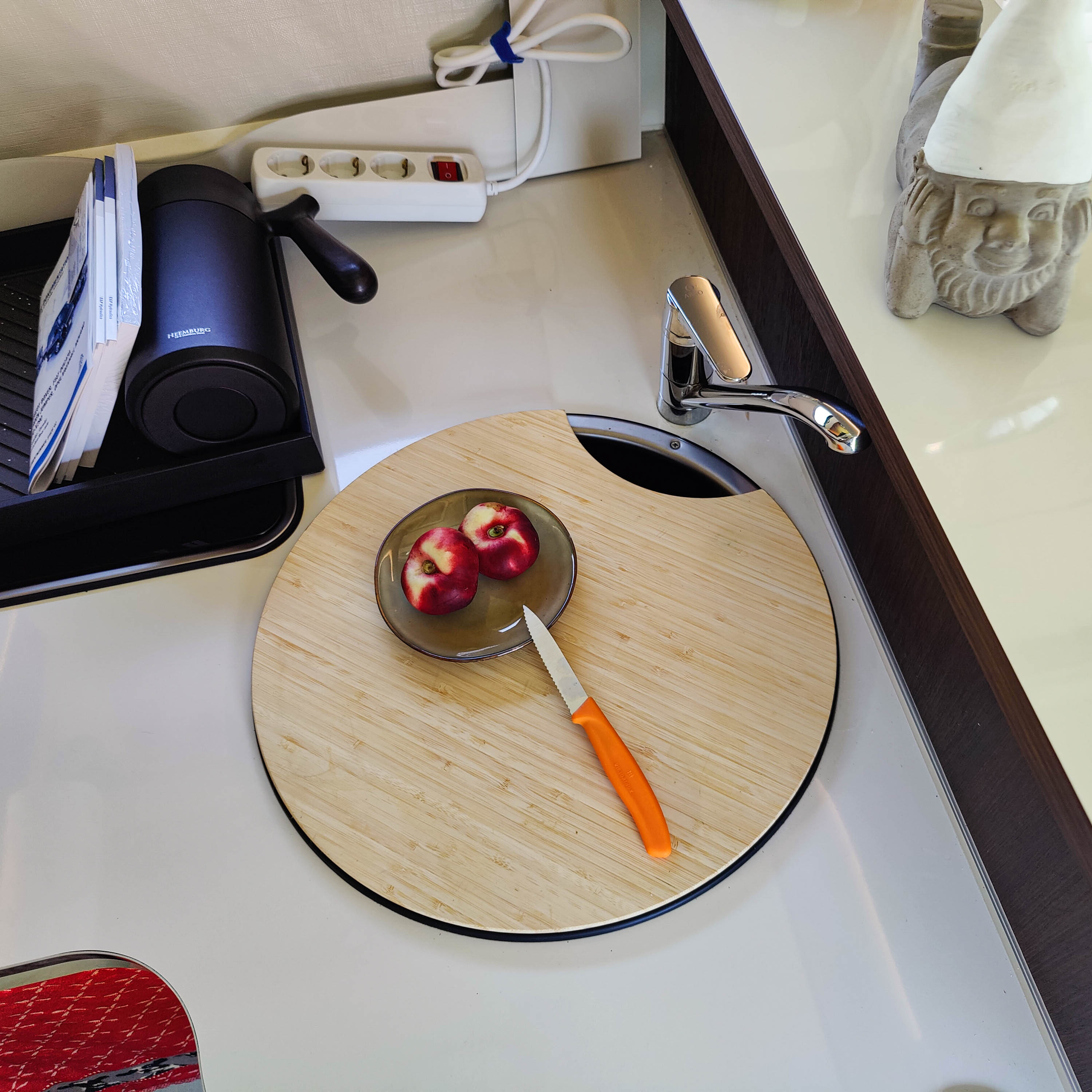 Cutting board with sink cover for Forster