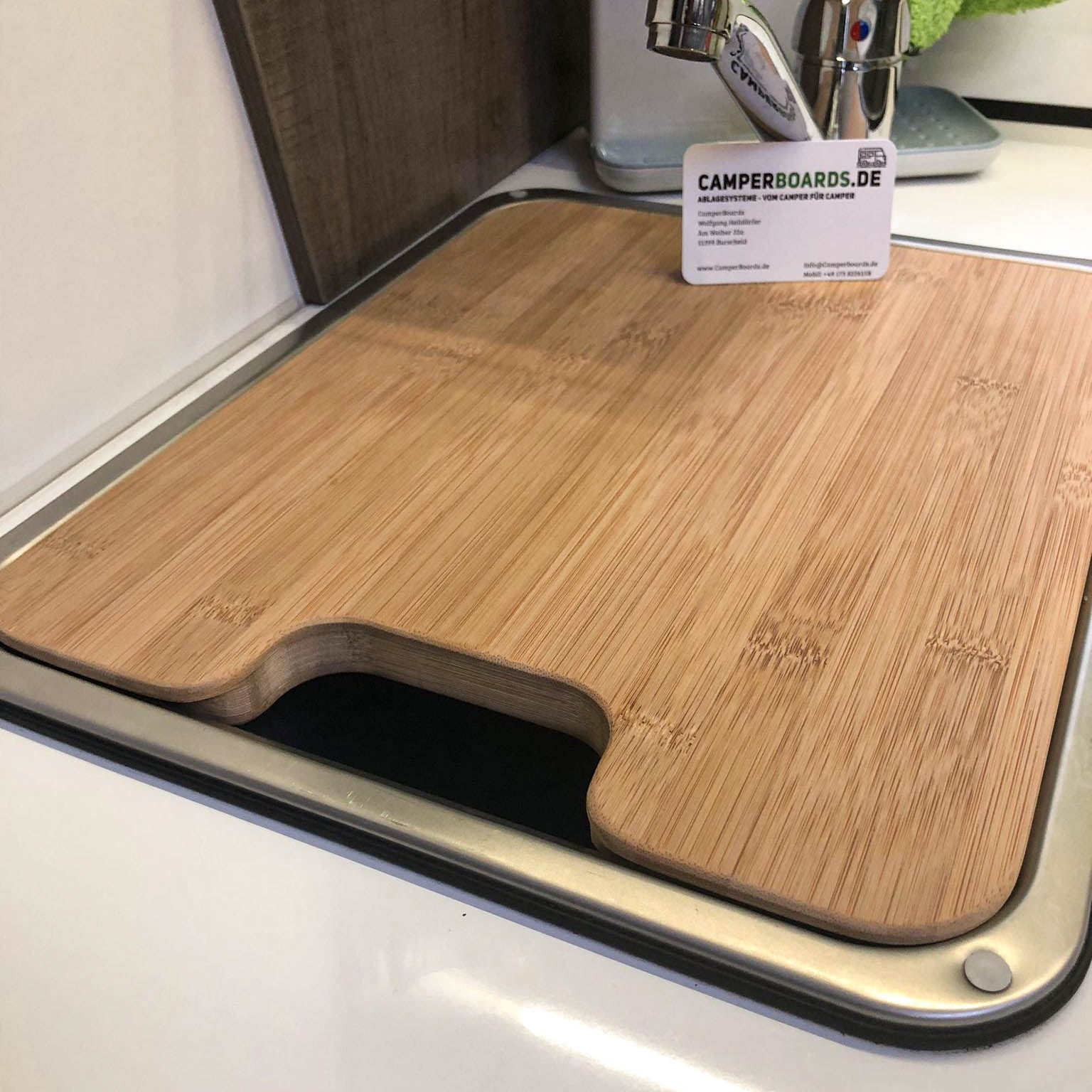 Cutting board with sink cover for Mooveo models