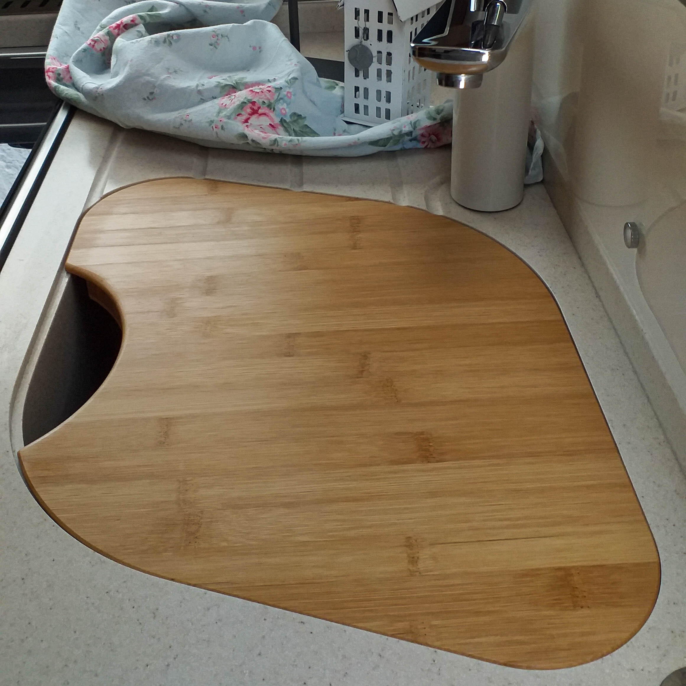 Cutting board with sink cover for Hymer models without round sink