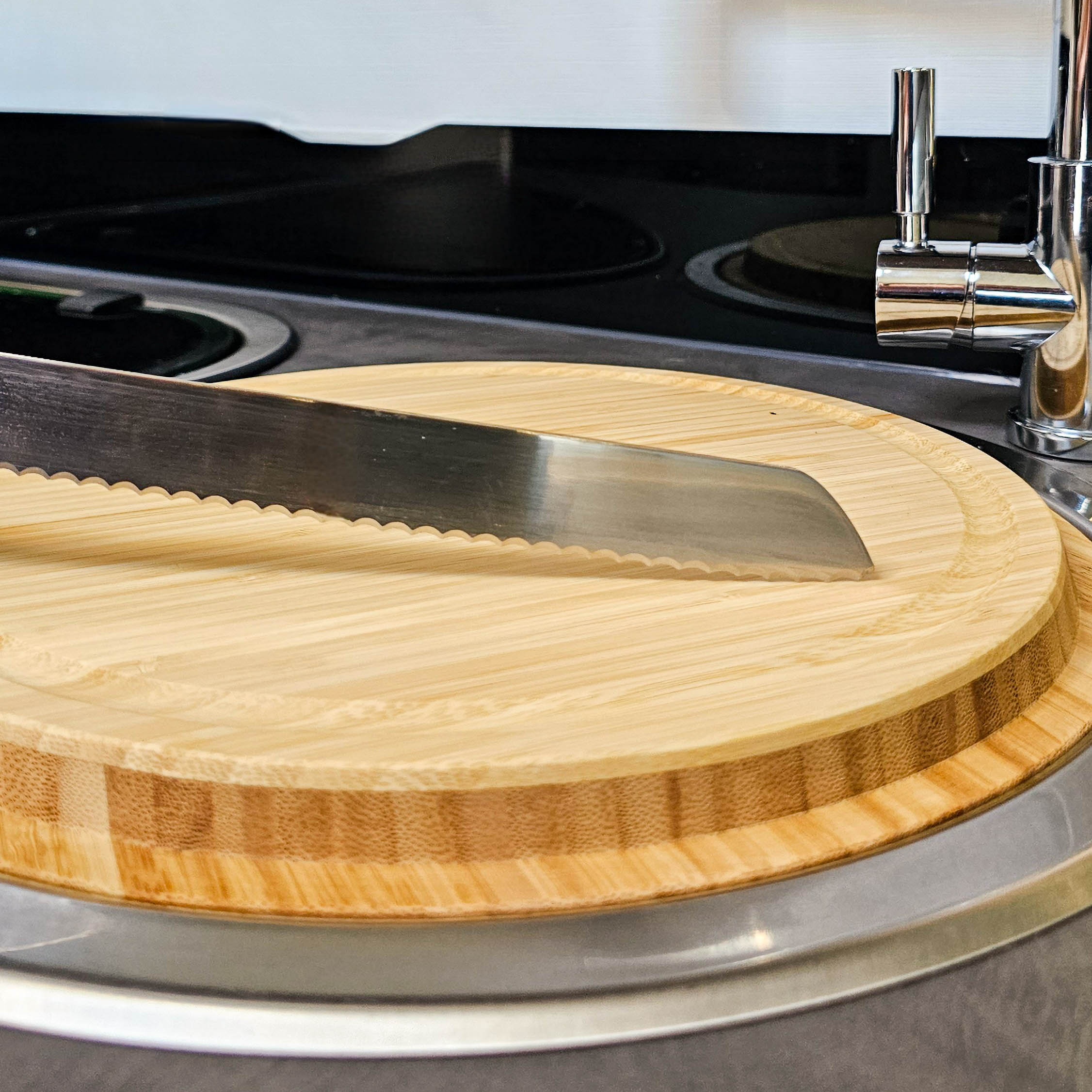 Cutting board with sink cover for Challenger