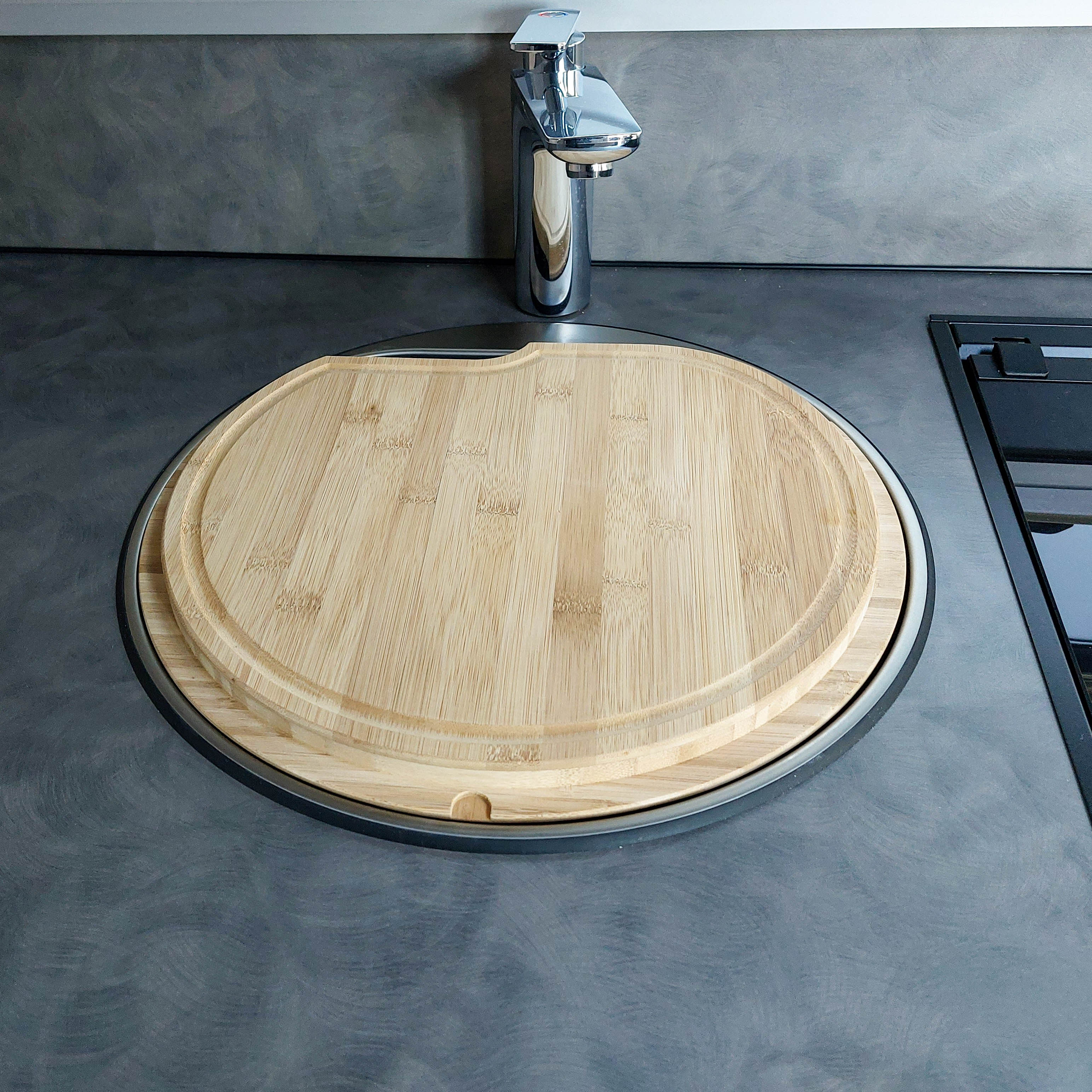 Cutting board with sink cover for Kabe models